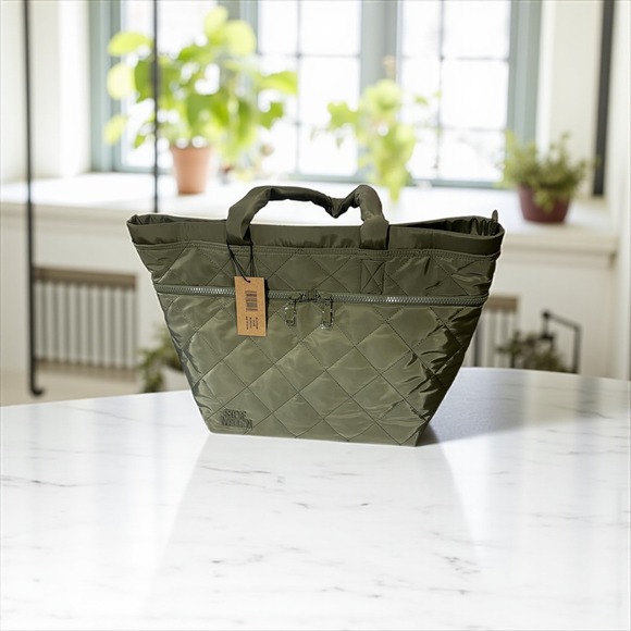 Steve Madden‎ Olive Green Quilted Tote Bag Zip Pocket New with Tags - Picture 3 of 12